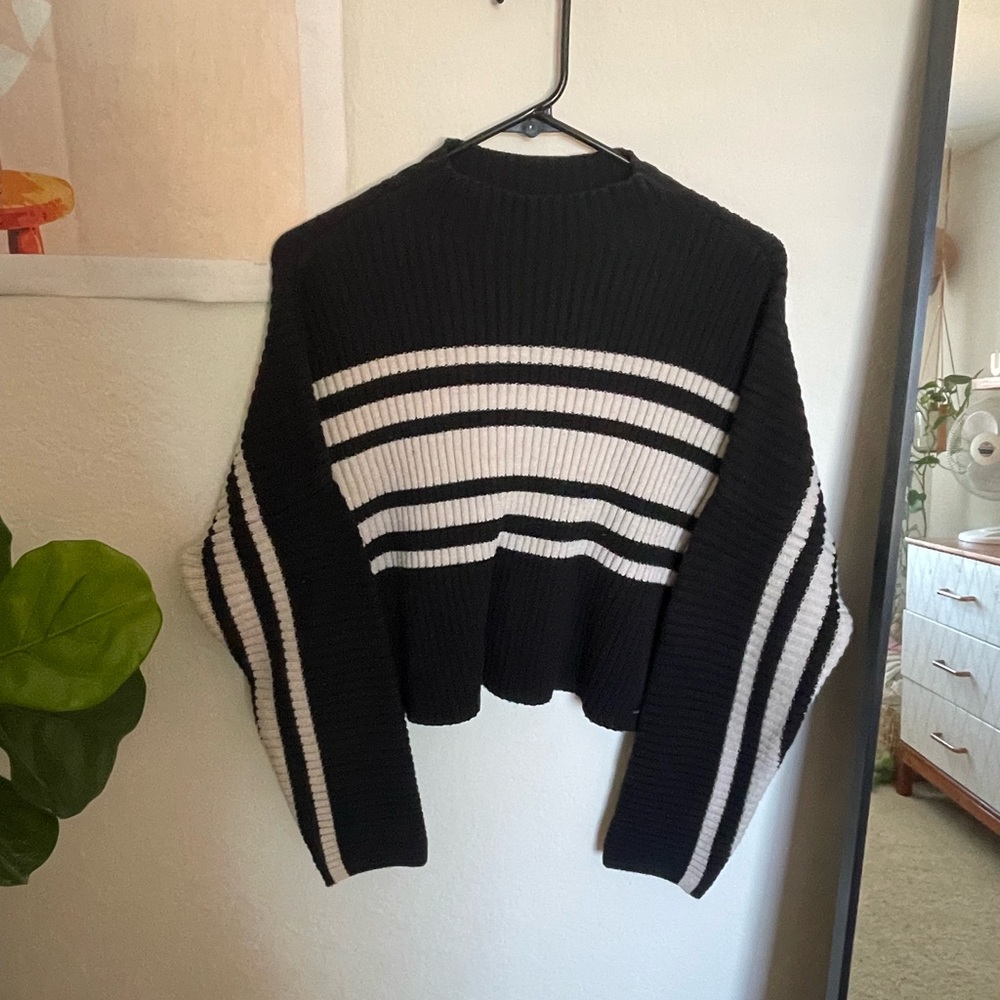 Ribbed mock-neck sweater